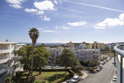Apartamento T2 com Vista Panorâmica sobre a Meia Praia, Lagos