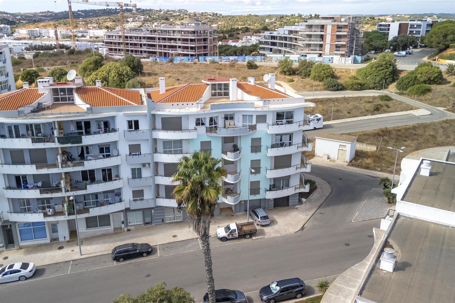 Apartamento T2 com Vista Panorâmica sobre a Meia Praia, Lagos