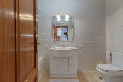 Apartamento T1 com Vista Mar na Meia Praia, Lagos