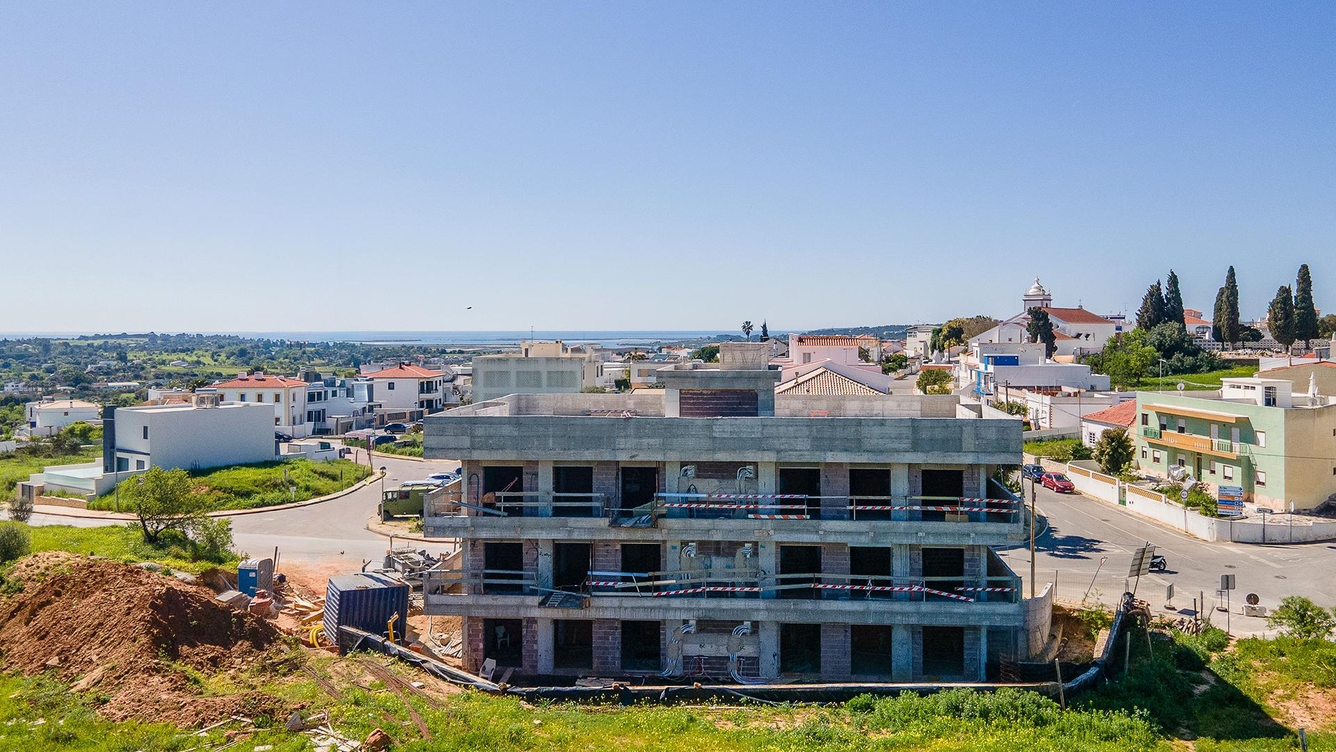 Apartamento T3 com vistas maravilhosas em Mexilhoeira grande