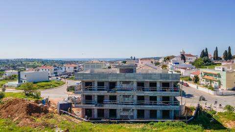 Apartamento T3 com vistas maravilhosas em Mexilhoeira grande