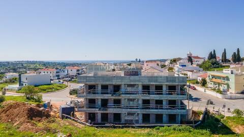 Apartamento T3 com vistas maravilhosas em Mexilhoeira grande