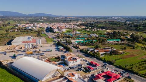 Lote de Terreno de 400 m² para construção proximo de Lagos
