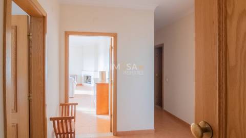 Apartamento T2 completamente mobilado no centro de Lagos