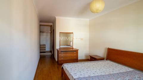 Apartamento T2 completamente mobilado no centro de Lagos