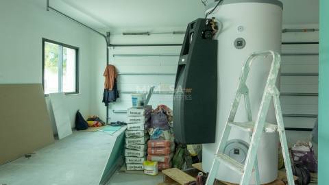 Nova Moradia T3 com Piscina e Jardim – Porto de Mós, Lagos