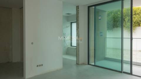 Nova Moradia T3 com Piscina e Jardim – Porto de Mós, Lagos