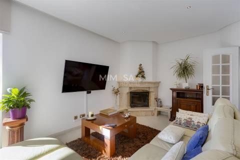 Moradia T4 em Lagos - Arrendamento longa duração