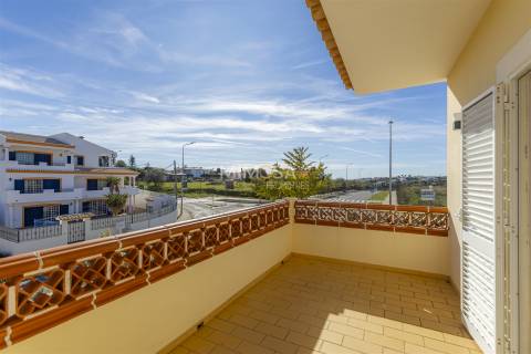 Moradia T4 em Lagos - Arrendamento longa duração