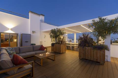 Penthouse Exclusiva com Terraço 320m² e Vista Mar 360°, Lagos