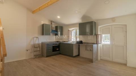 Moradia T2 integralmente remodelada em 2025 no centro de Aljezur