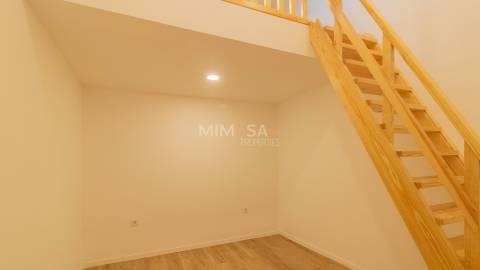 Moradia T2 integralmente remodelada em 2025 no centro de Aljezur