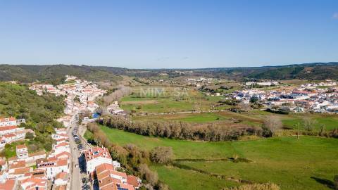 Moradia T2 integralmente remodelada em 2025 no centro de Aljezur