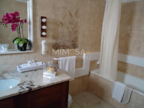 Boutique Hotel em Lagos – Oportunidade de Investimento