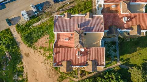 Apartamento T1 remodelado na praia da Salema, Algarve