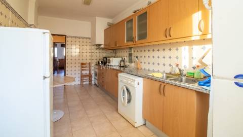 Apartamento T1 com estacionamento no centro de Lagos | Vista mar