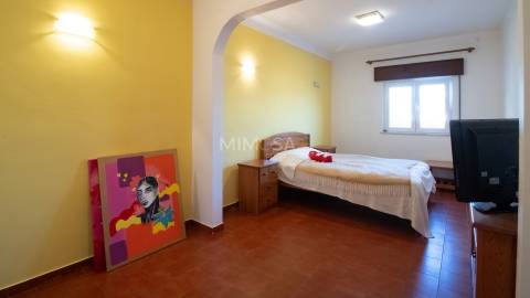 Apartamento T1 com estacionamento no centro de Lagos | Vista mar