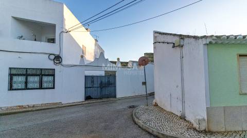 Apartamento T1 com estacionamento no centro de Lagos | Vista mar