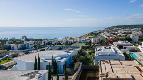 Moradia T3 de Luxo com Vista Mar em Porto Mós, Lagos