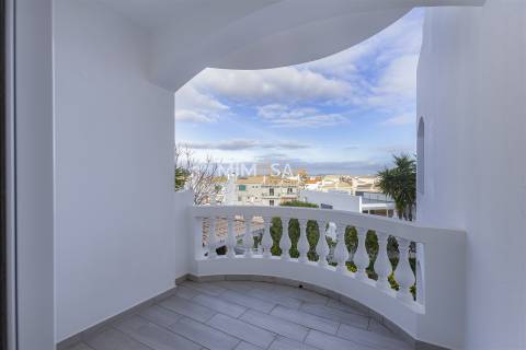 Elegante Moradia T4 em Cerro das Mos – Lagos