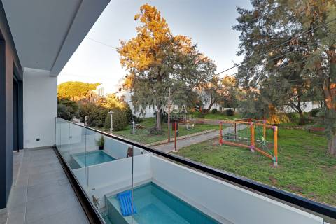 Moradia Moderna T3 em Suite para Arrendamento – Alvor / Portimão