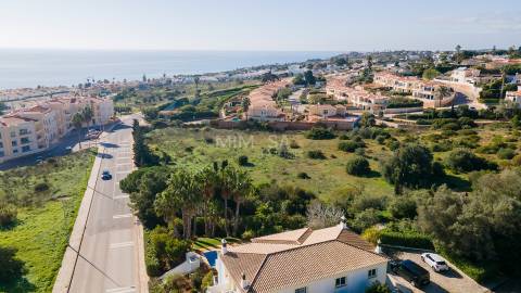 Moradia Contemporânea de Luxo com Vista Mar – Praia da Luz, Lagos