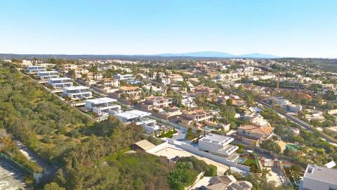 Moradia Contemporânea de Luxo com Vista Mar – Praia da Luz, Lagos