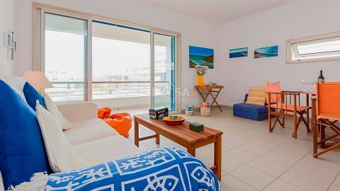 Apartamento T2 com Varanda e Garagem na Marina de Lagos