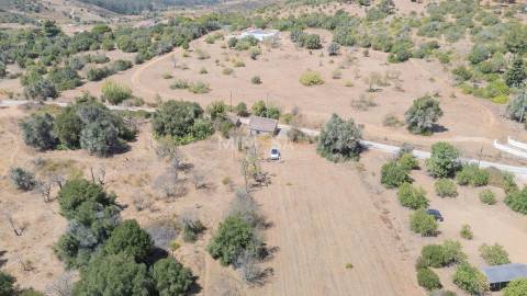 Terreno com Ruína para Recuperar em Barão de São Miguel