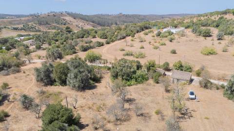 Terreno com Ruína para Recuperar em Barão de São Miguel