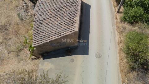 Terreno com Ruína para Recuperar em Barão de São Miguel