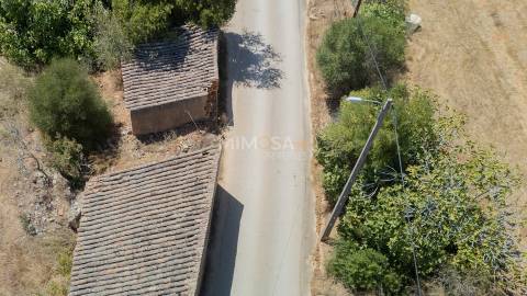 Terreno com Ruína para Recuperar em Barão de São Miguel