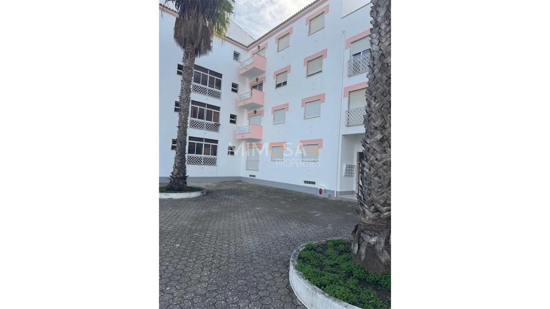 Oportunidade em Lagos: Apartamento T2 próximo de Porto de Mós