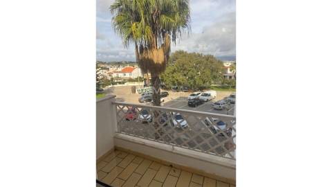 Oportunidade em Lagos: Apartamento T2 próximo de Porto de Mós