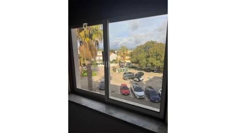 Oportunidade em Lagos: Apartamento T2 próximo de Porto de Mós