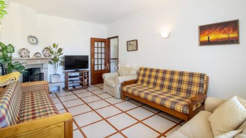 Oportunidade em Lagos: Apartamento T2 próximo de Porto de Mós