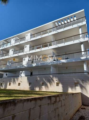Apartamento T1 com Vista Parcial Mar – Marina de Lagos