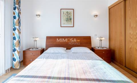 Apartamento T1 com Vista Parcial Mar – Marina de Lagos