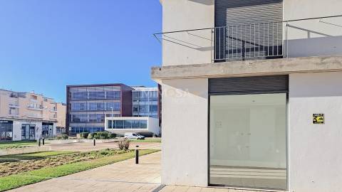 Loja em Localização Central - Junto à Câmara Municipal de Lagos