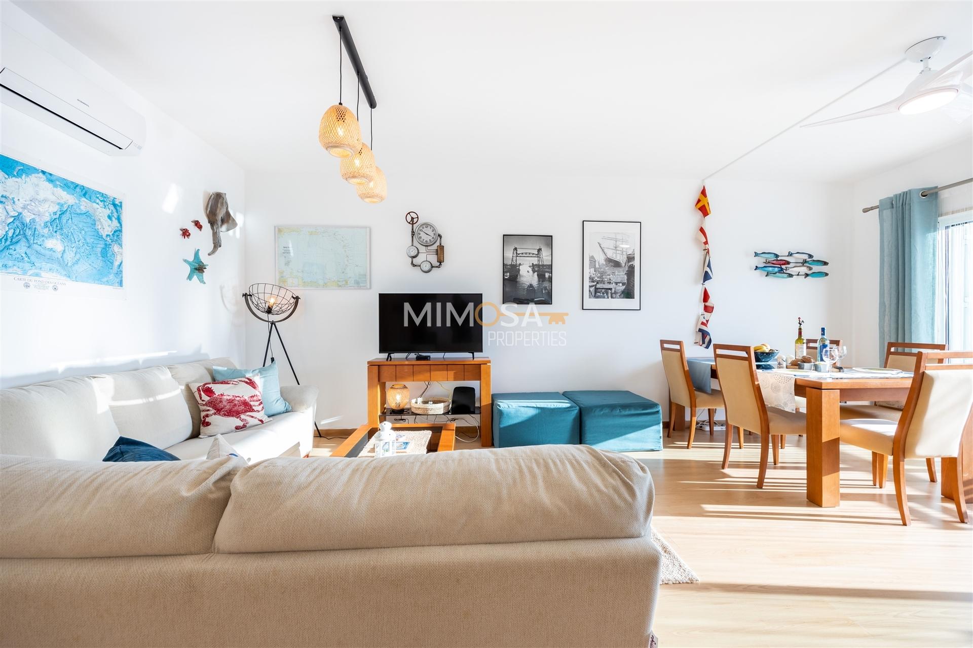 Apartamento T1 com Vista Parcial Mar – Marina de Lagos