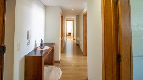 Apartamento T3 Remodelado em Lagos – Excelente Oportunidade