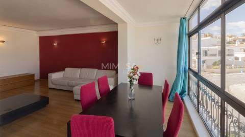 Apartamento T3 Remodelado em Lagos – Excelente Oportunidade
