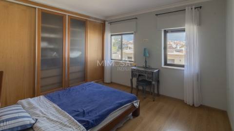 Apartamento T3 Remodelado em Lagos – Excelente Oportunidade