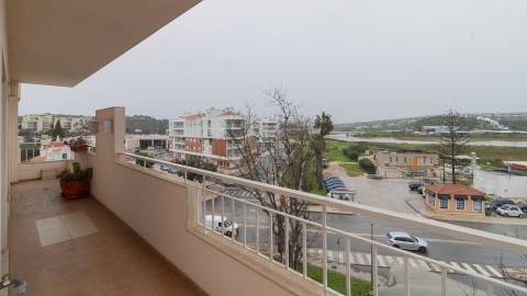 Apartamento T2 com Varanda e Vista para a Ria, Lagos
