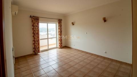 Apartamento T2 com Varanda e Vista para a Ria, Lagos