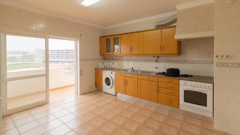 Apartamento T2 com Varanda e Vista para a Ria, Lagos