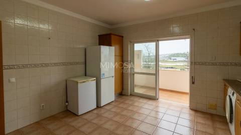 Apartamento T2 com Varanda e Vista para a Ria, Lagos