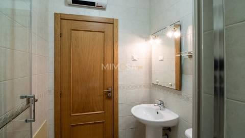 Apartamento T2 com Varanda e Vista para a Ria, Lagos