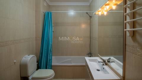 Apartamento T2 com Varanda e Vista para a Ria, Lagos