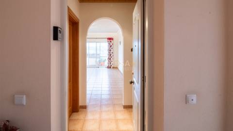 Apartamento T2 com Varanda e Vista para a Ria, Lagos